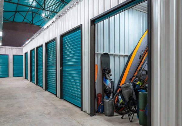 Self Storage Units vs Traditional Storage Methods: Which Is More Cost-Effective?